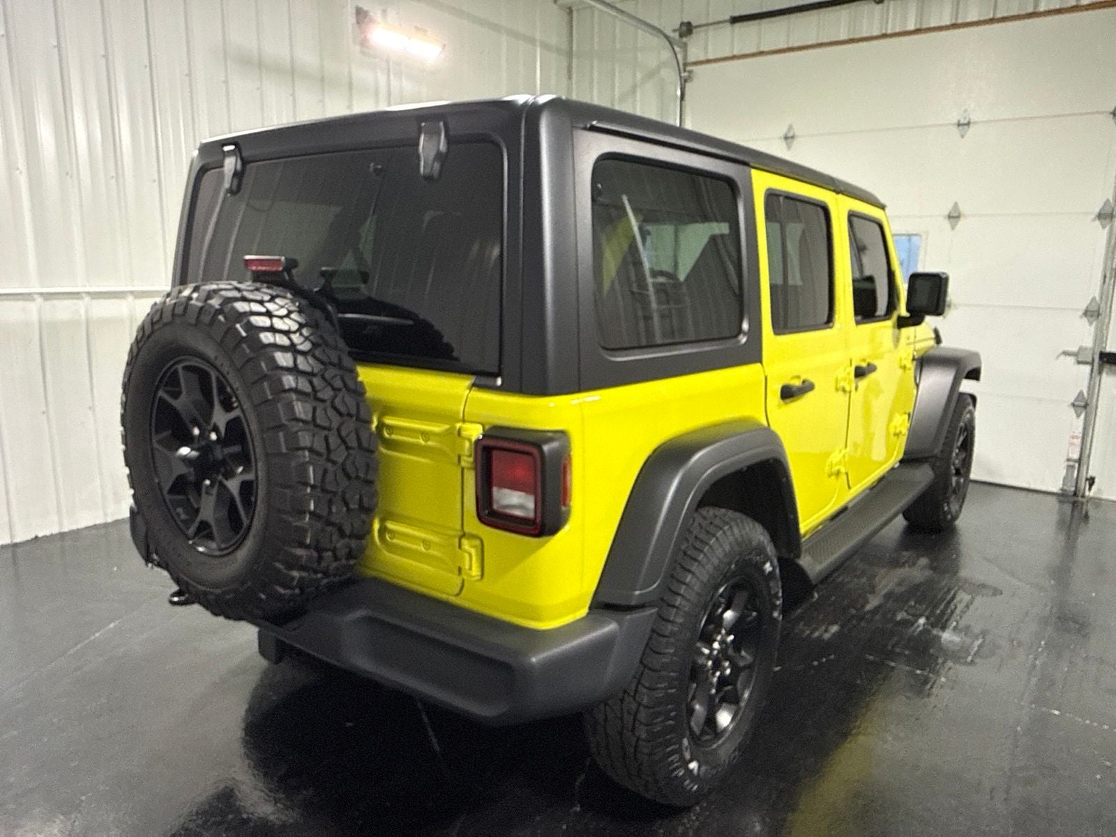 2022 Jeep Wrangler Unlimited Willys
