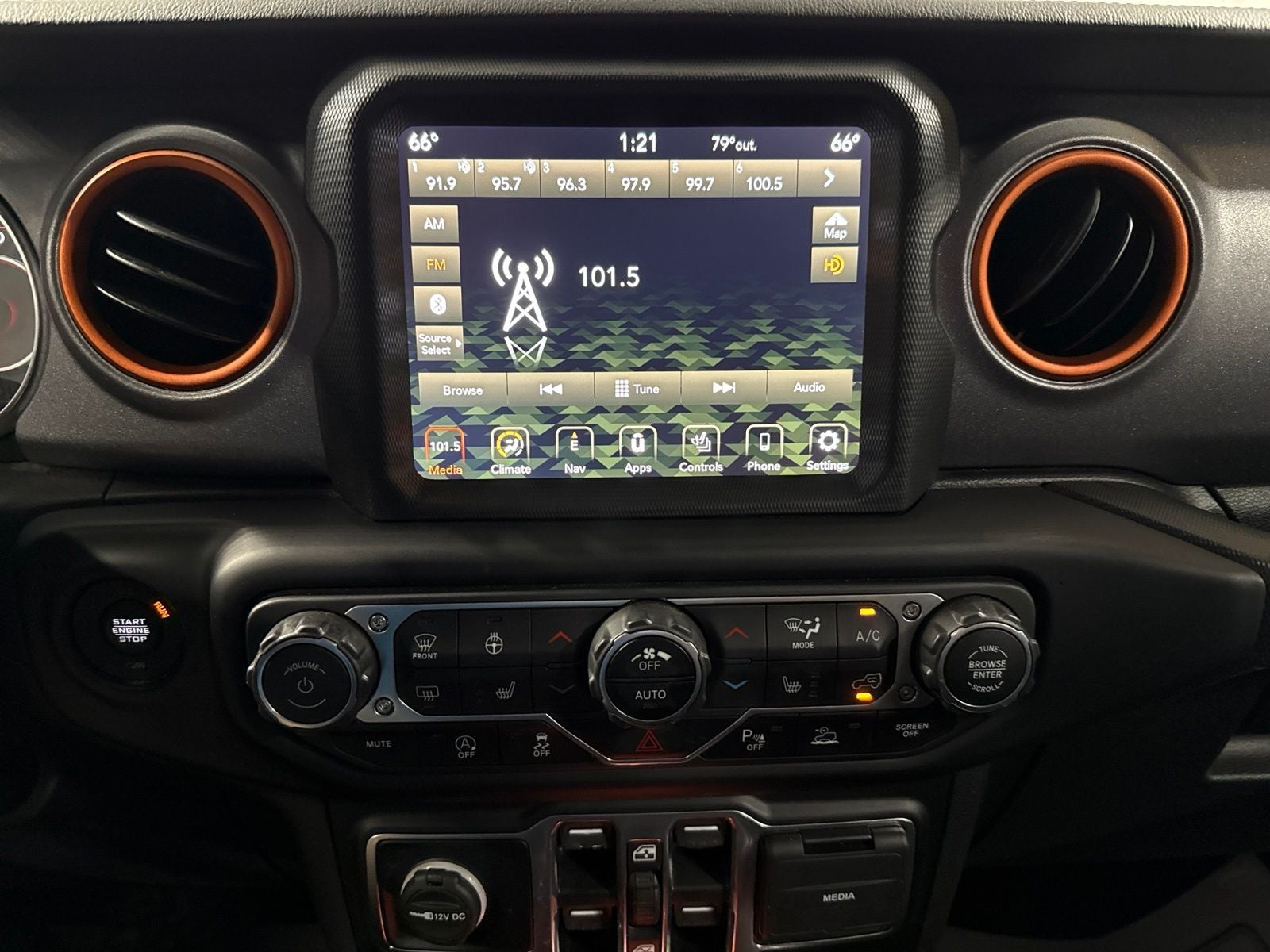 2022 Jeep Gladiator Mojave