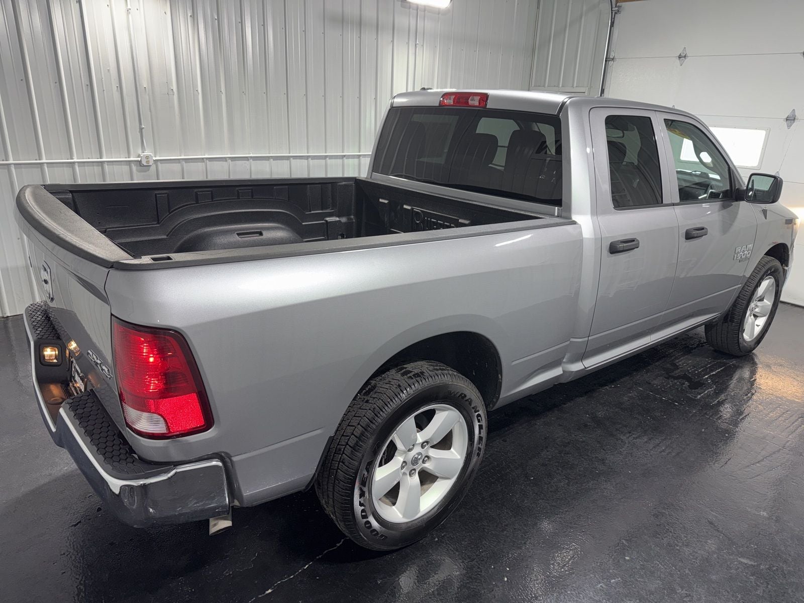 2024 RAM 1500 Classic SLT