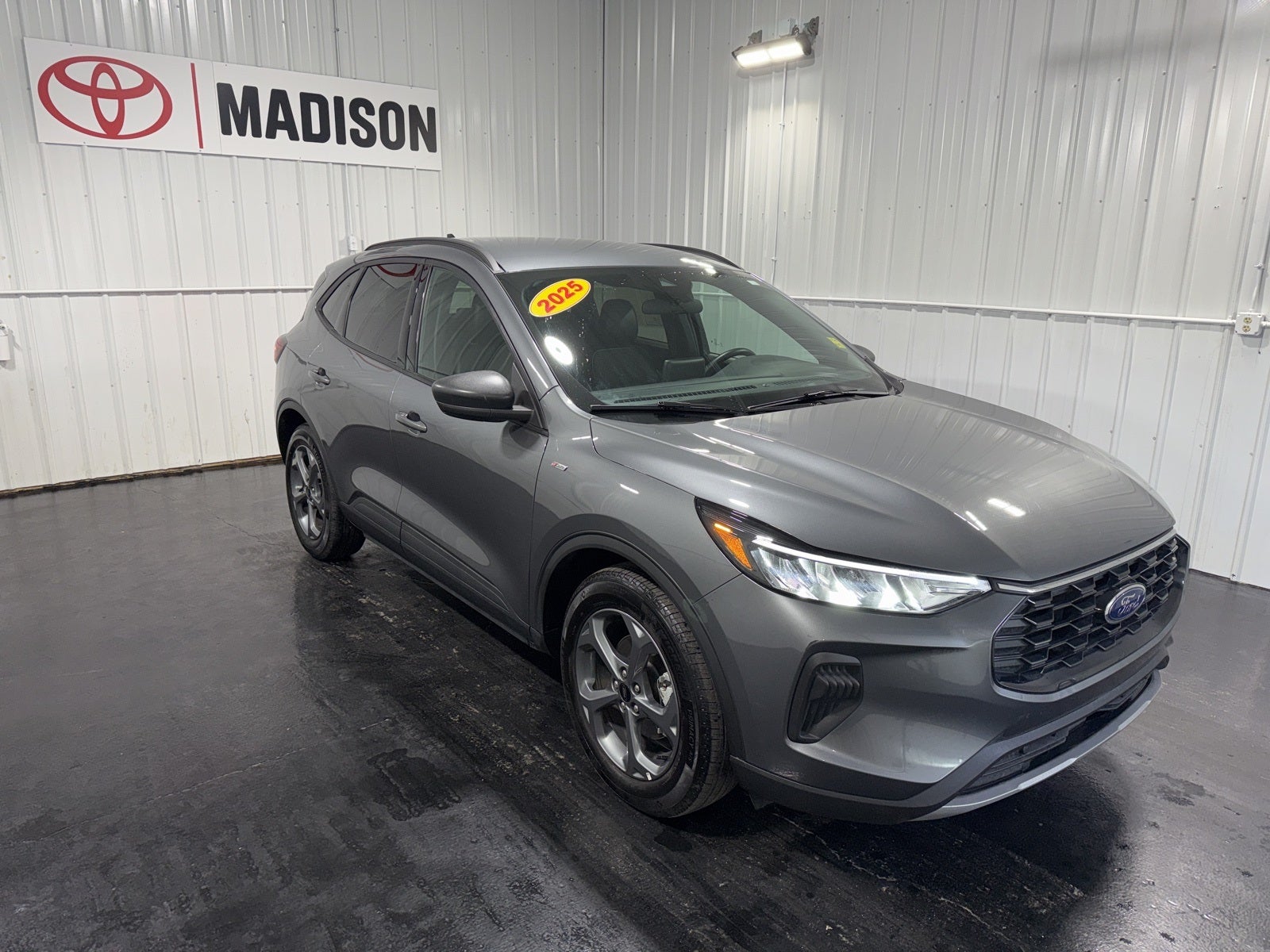 2025 Ford Escape ST-Line