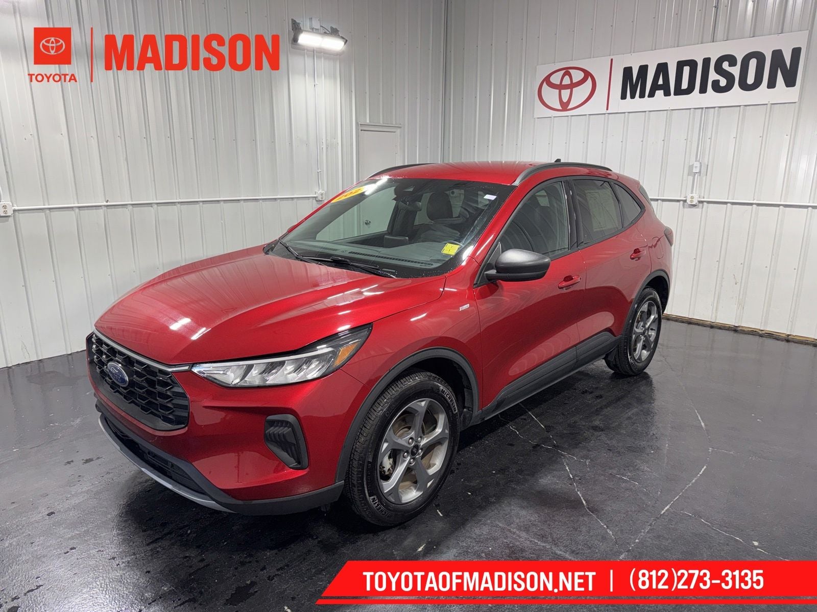 2025 Ford Escape ST-Line AWD's photo