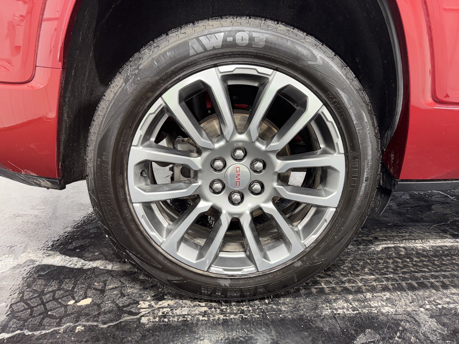 2022 GMC Acadia Denali