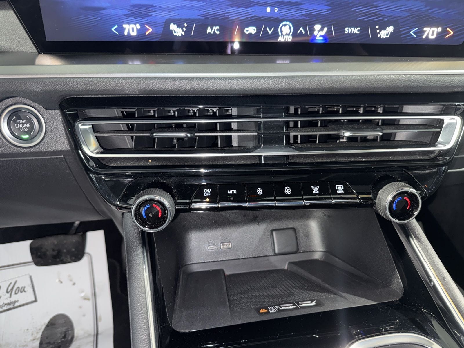 2025 Chevrolet Traverse LT 2LT