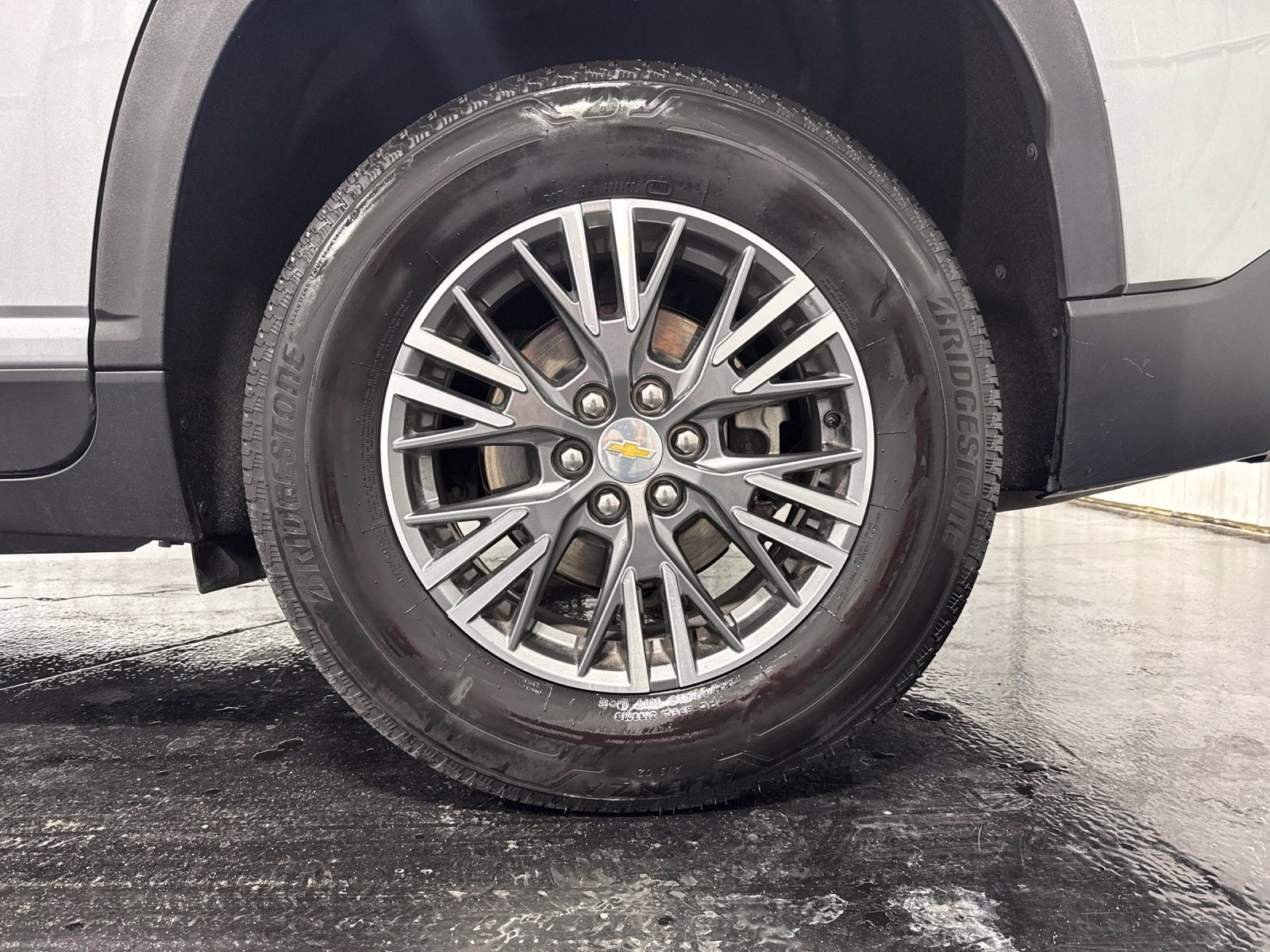 2025 Chevrolet Traverse LT 2LT