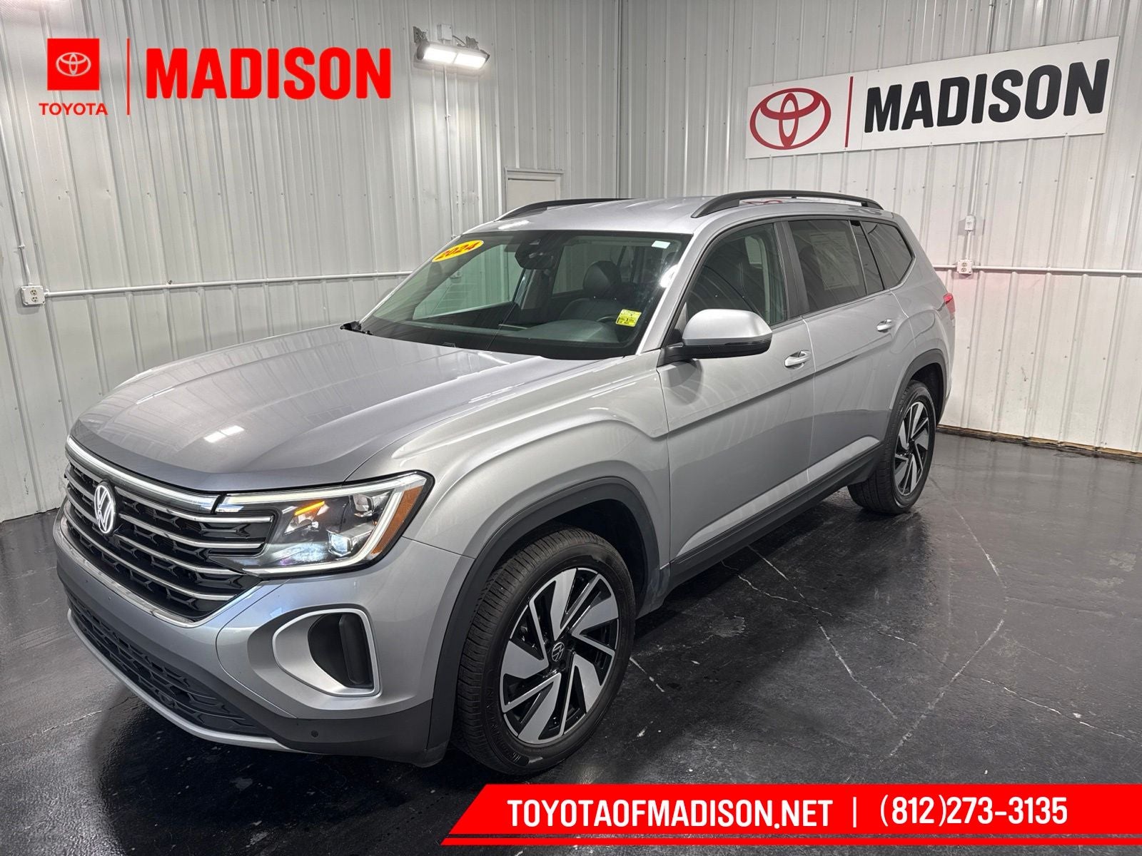 2024 Volkswagen Atlas 2.0T SE w/Technology