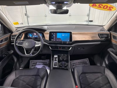 2024 Volkswagen Atlas 2.0T SE w/Technology