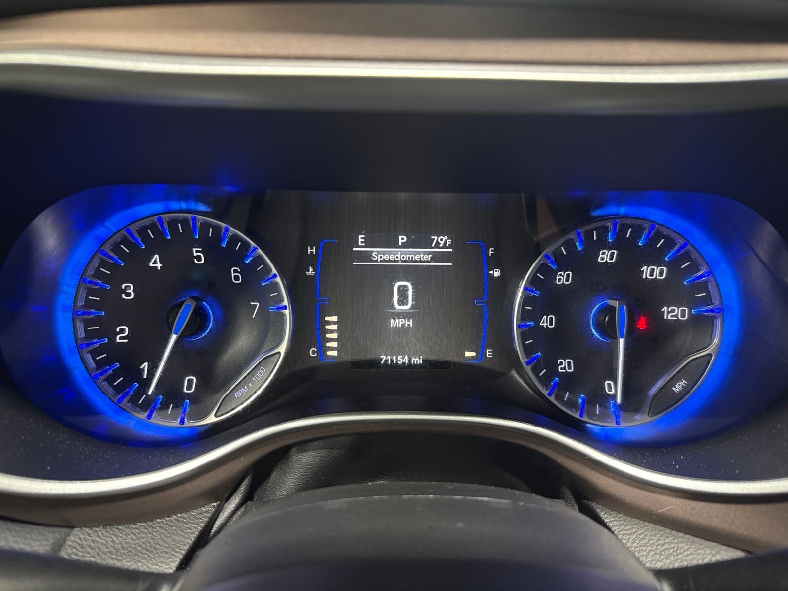 2023 Chrysler Voyager LX