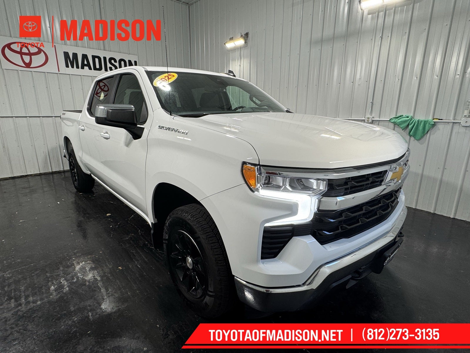 2025 Chevrolet Silverado 1500 LT LT1