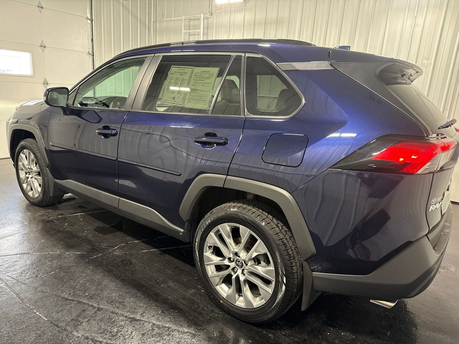 2021 Toyota RAV4 XLE Premium