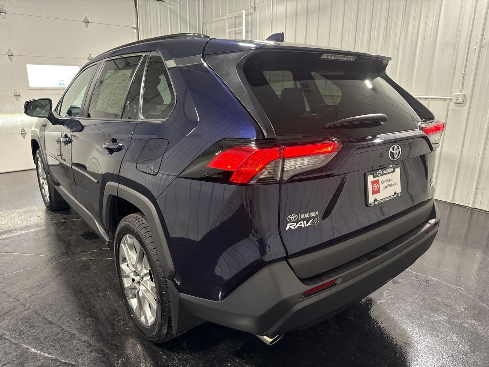 2021 Toyota RAV4 XLE Premium