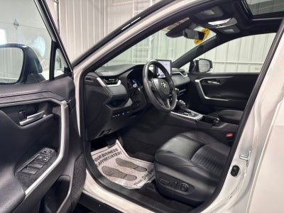 2025 Toyota RAV4 Hybrid XSE