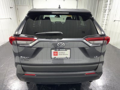 2022 Toyota RAV4 LE