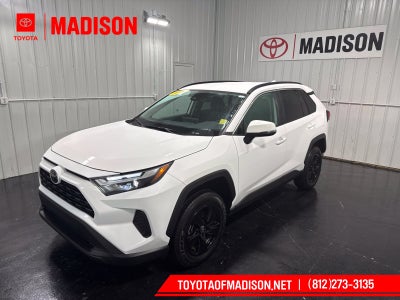 2025 Toyota RAV4 XLE