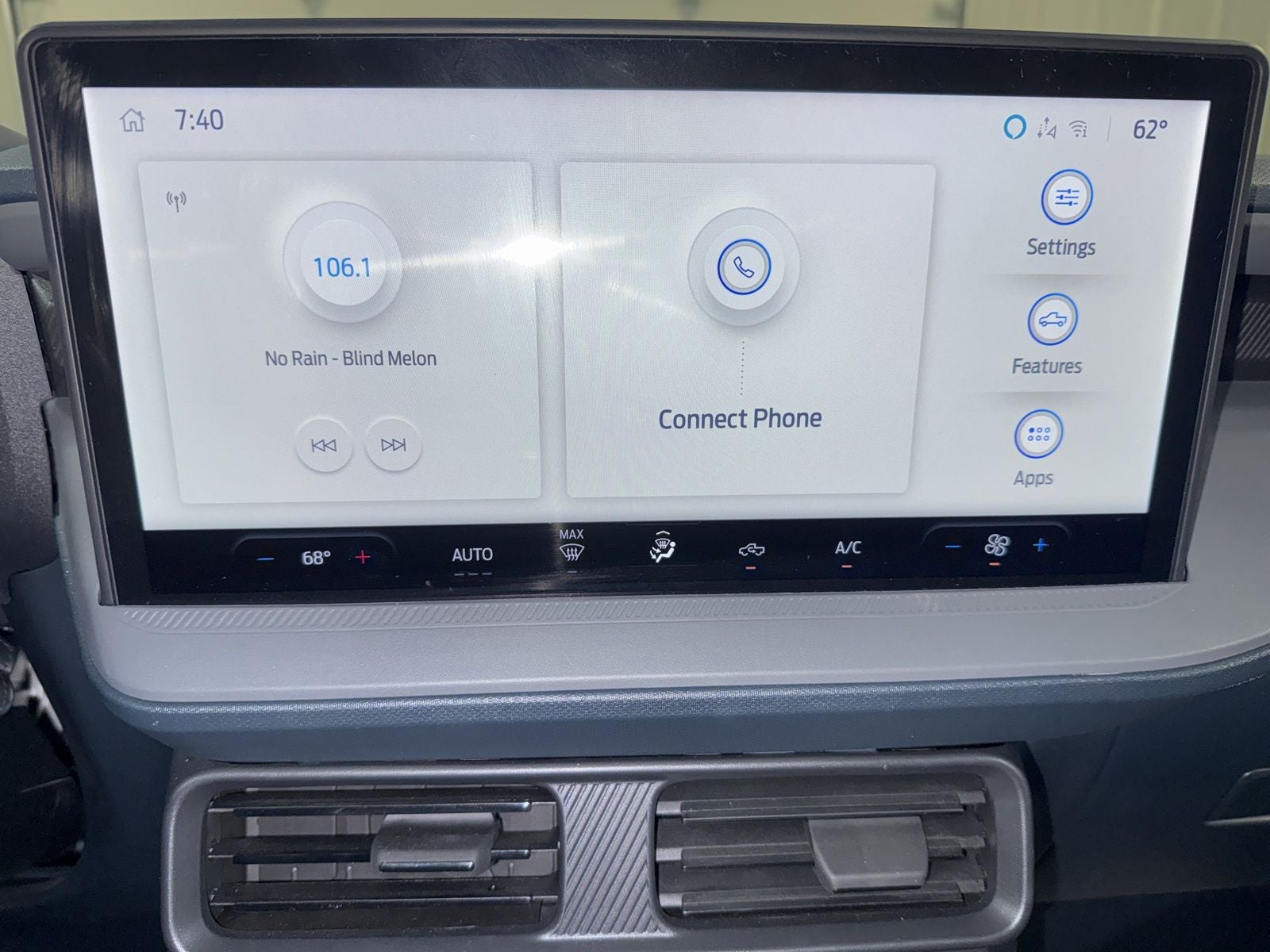 2025 Ford Maverick XL