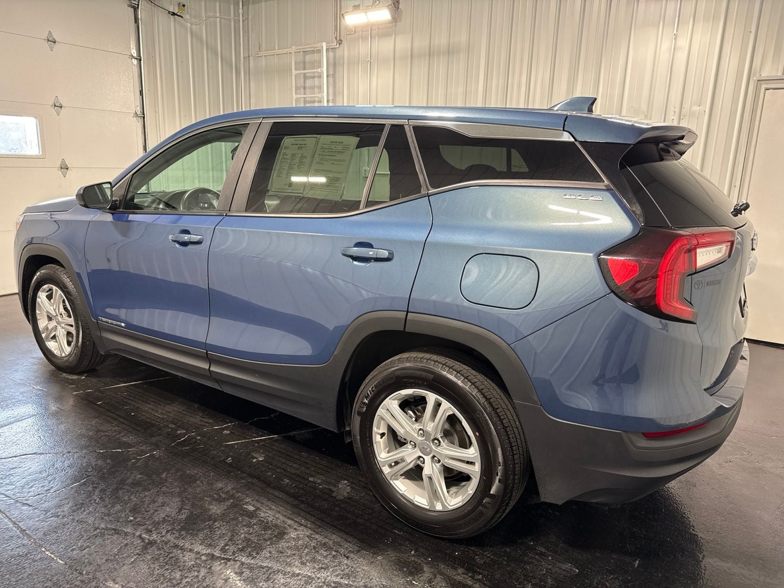 2024 GMC Terrain SLE