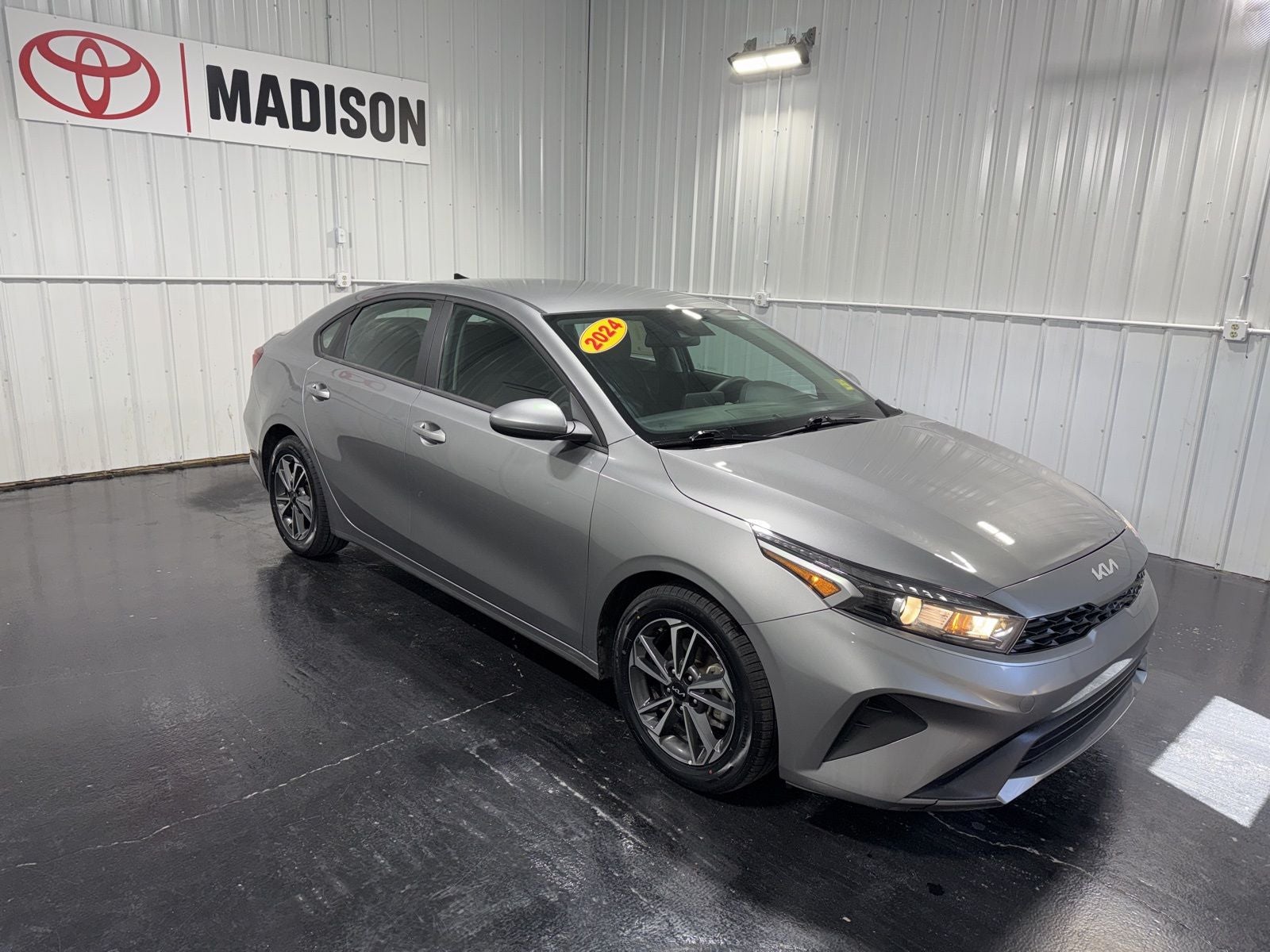 2024 Kia Forte LXS