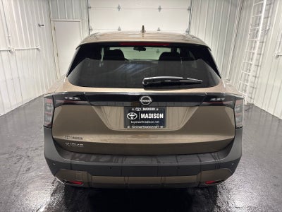 2025 Nissan Kicks SV
