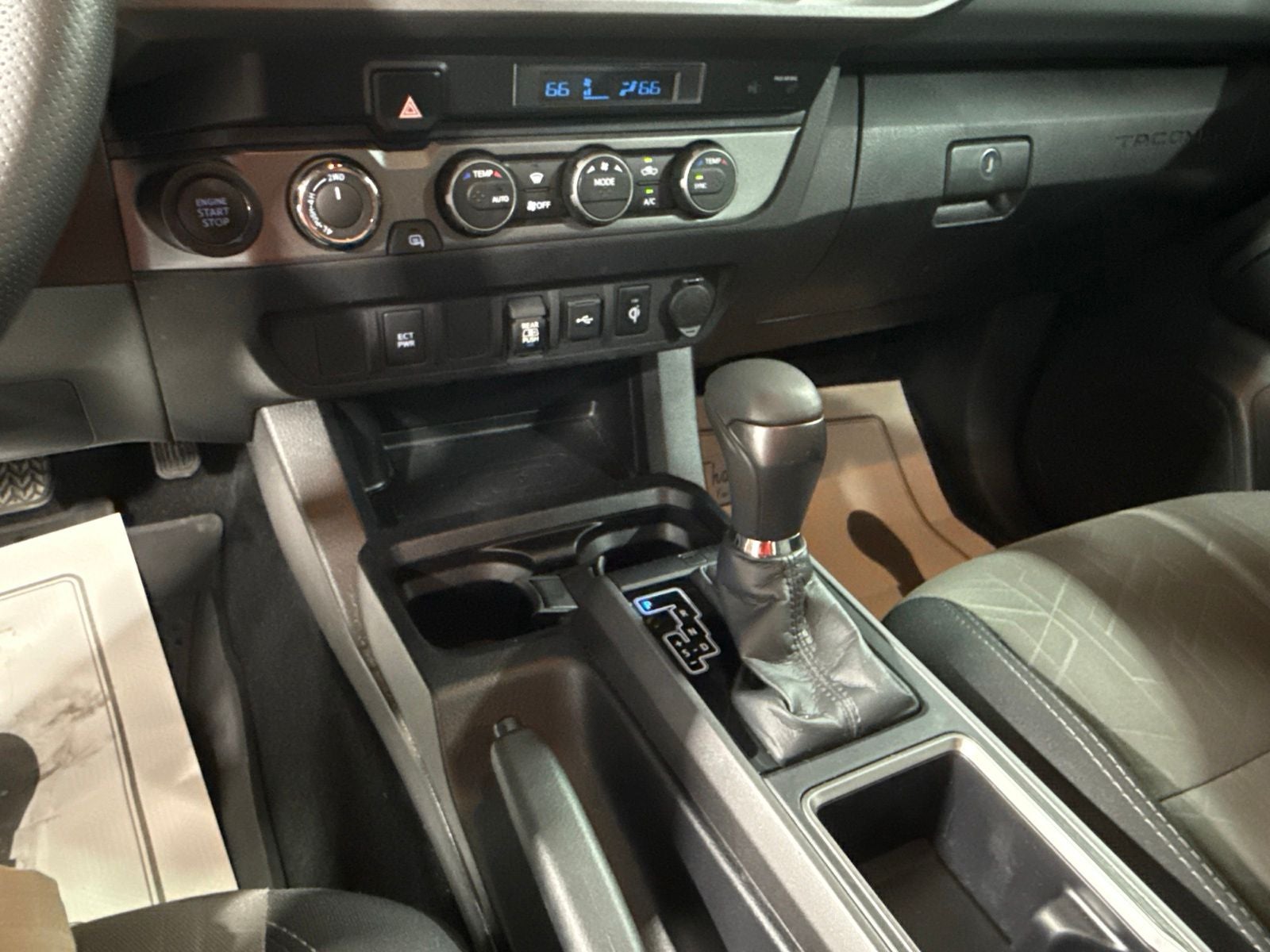 2022 Toyota Tacoma TRD Off-Road V6
