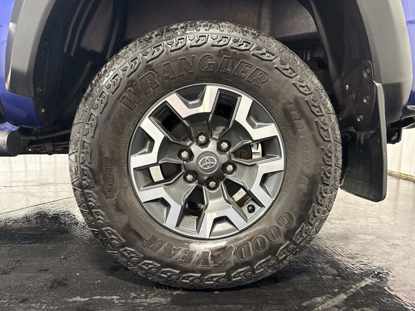 2022 Toyota Tacoma TRD Off-Road V6