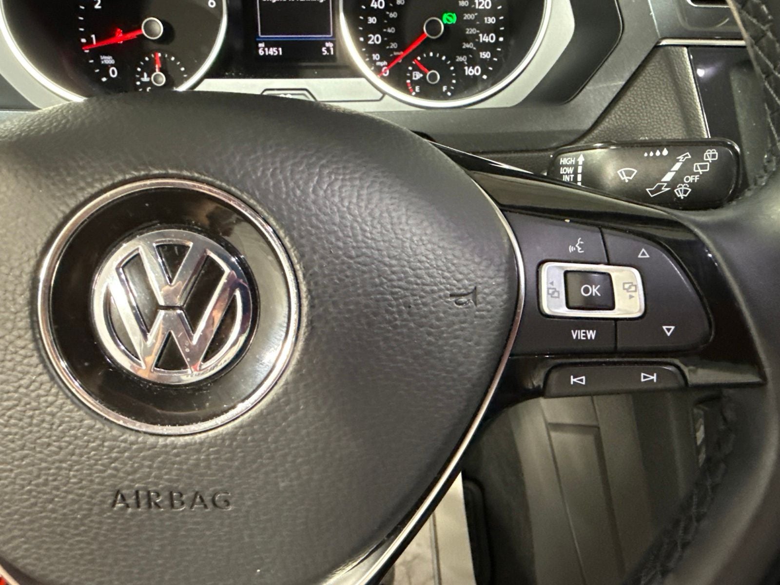2019 Volkswagen Tiguan 2.0T SE