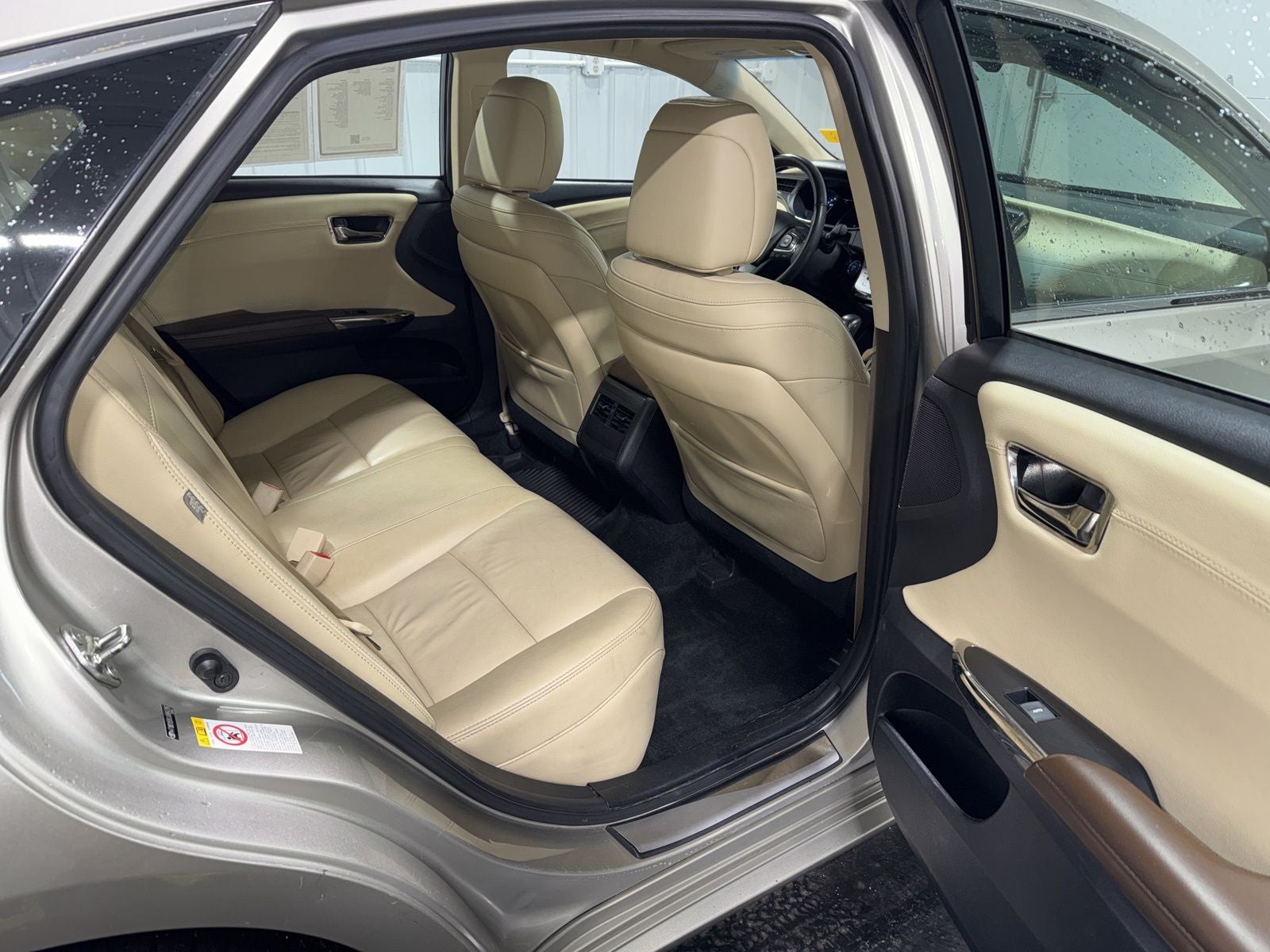 2018 Toyota Avalon Hybrid XLE Premium