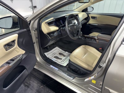 2018 Toyota Avalon Hybrid XLE Premium