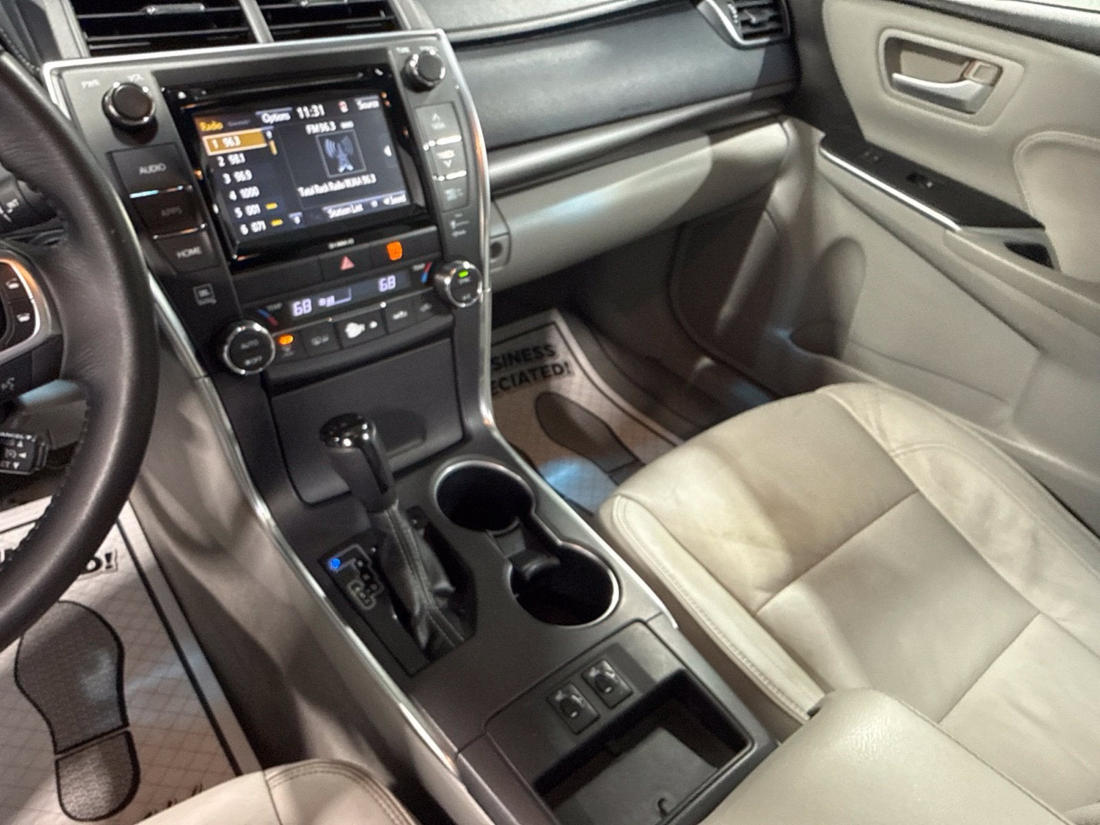 2016 Toyota Camry XLE
