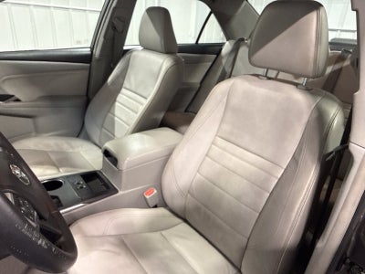 2016 Toyota Camry XLE
