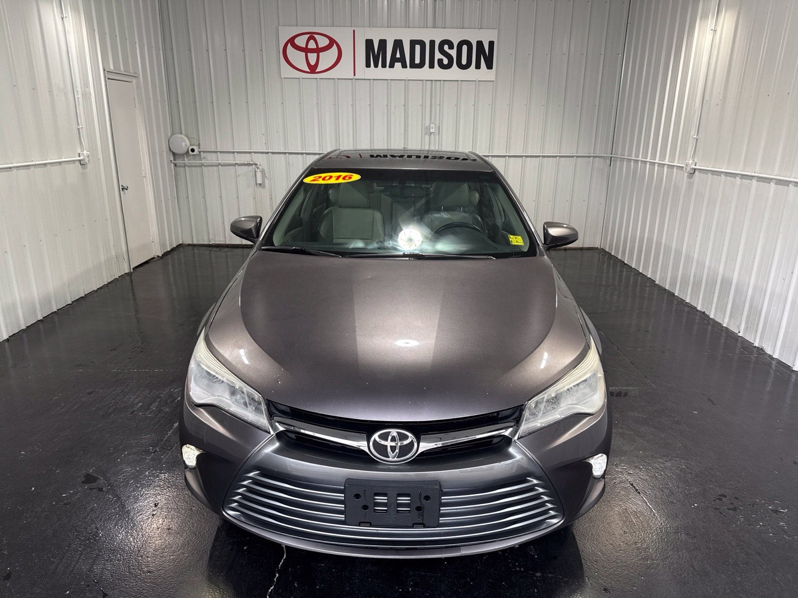 2016 Toyota Camry XLE