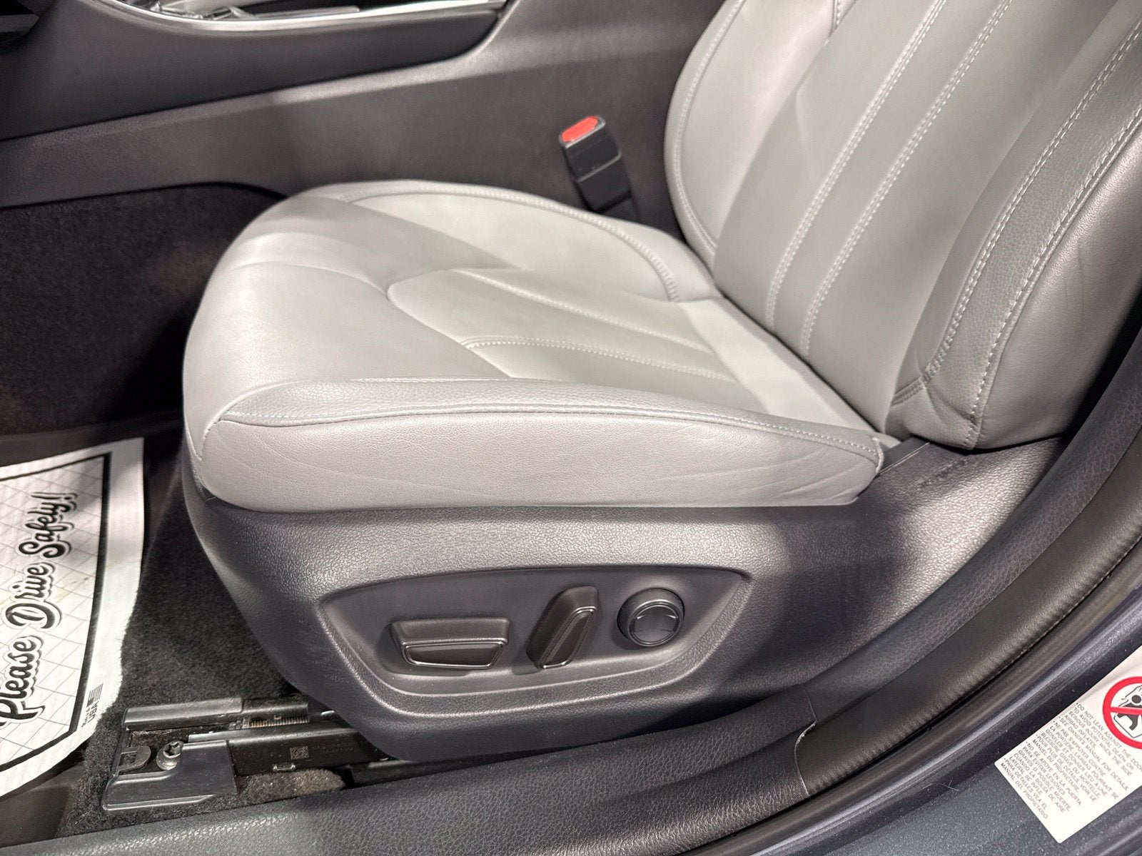 2019 Toyota Avalon XLE