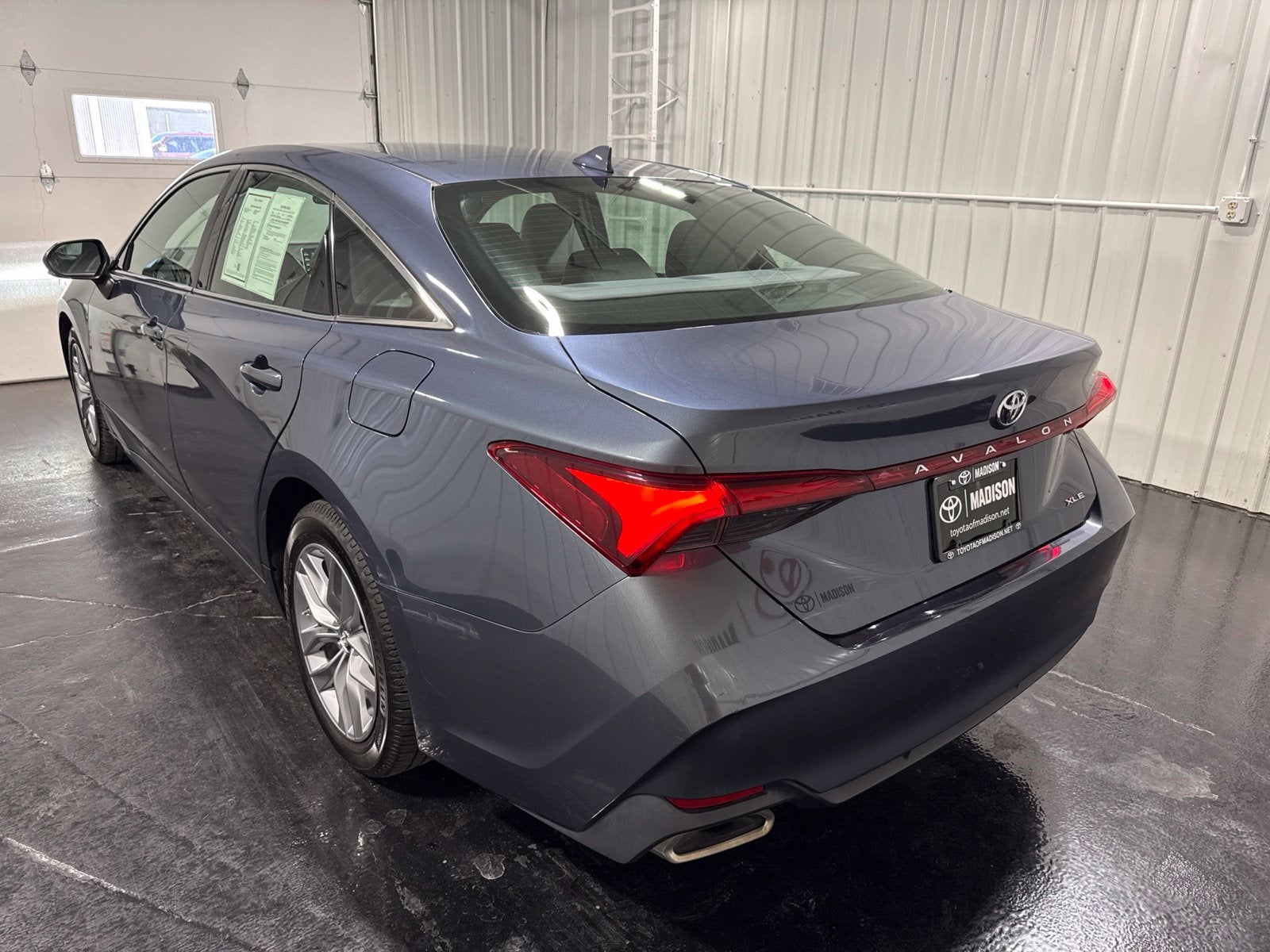 2019 Toyota Avalon XLE
