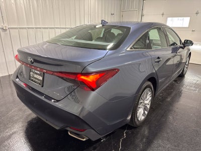 2019 Toyota Avalon XLE