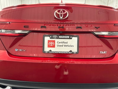 2025 Toyota Camry SE