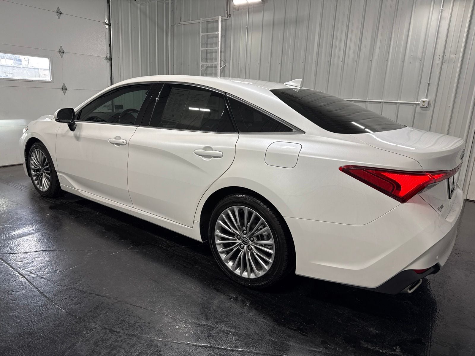 2022 Toyota Avalon Limited