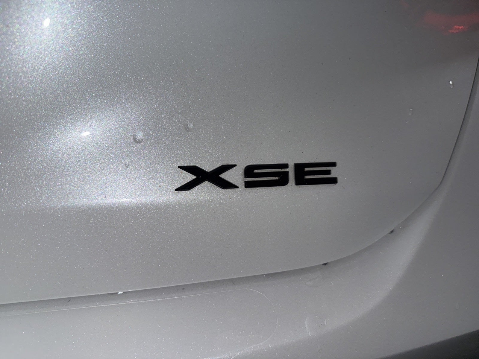 2022 Toyota Avalon Hybrid XSE