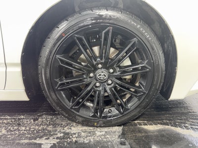 2022 Toyota Avalon Hybrid XSE