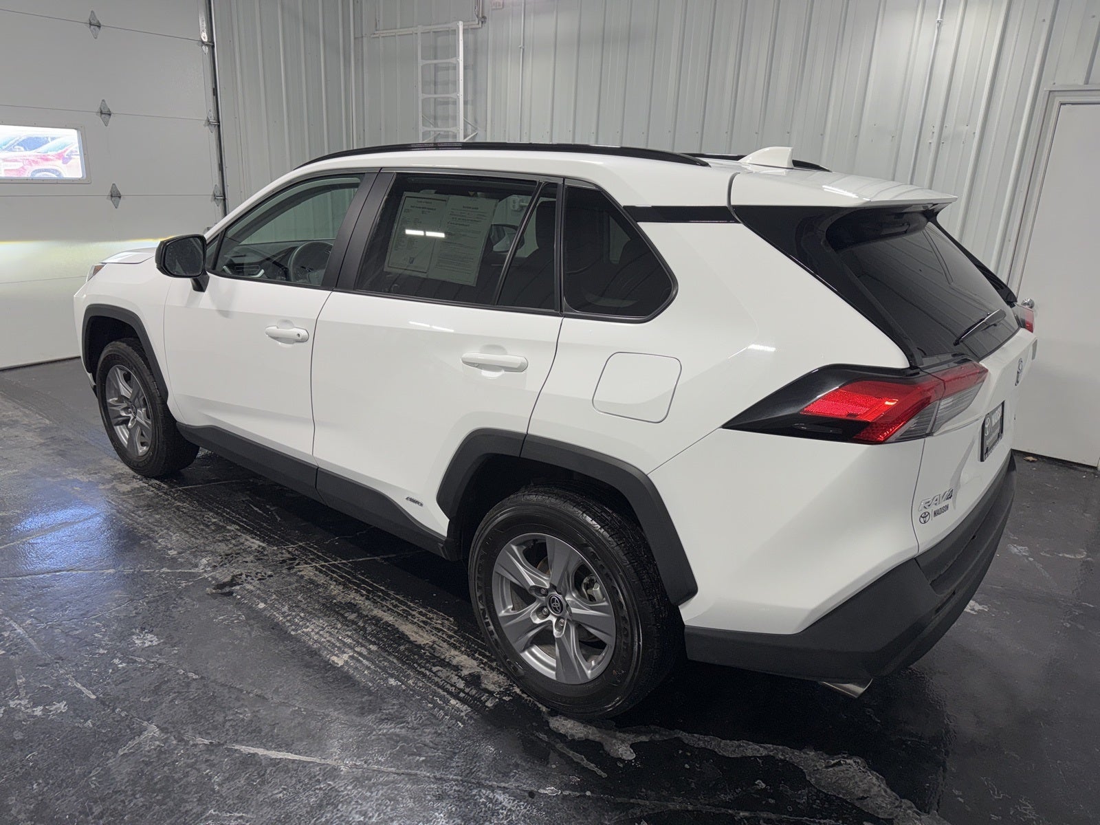 2025 Toyota RAV4 Hybrid LE