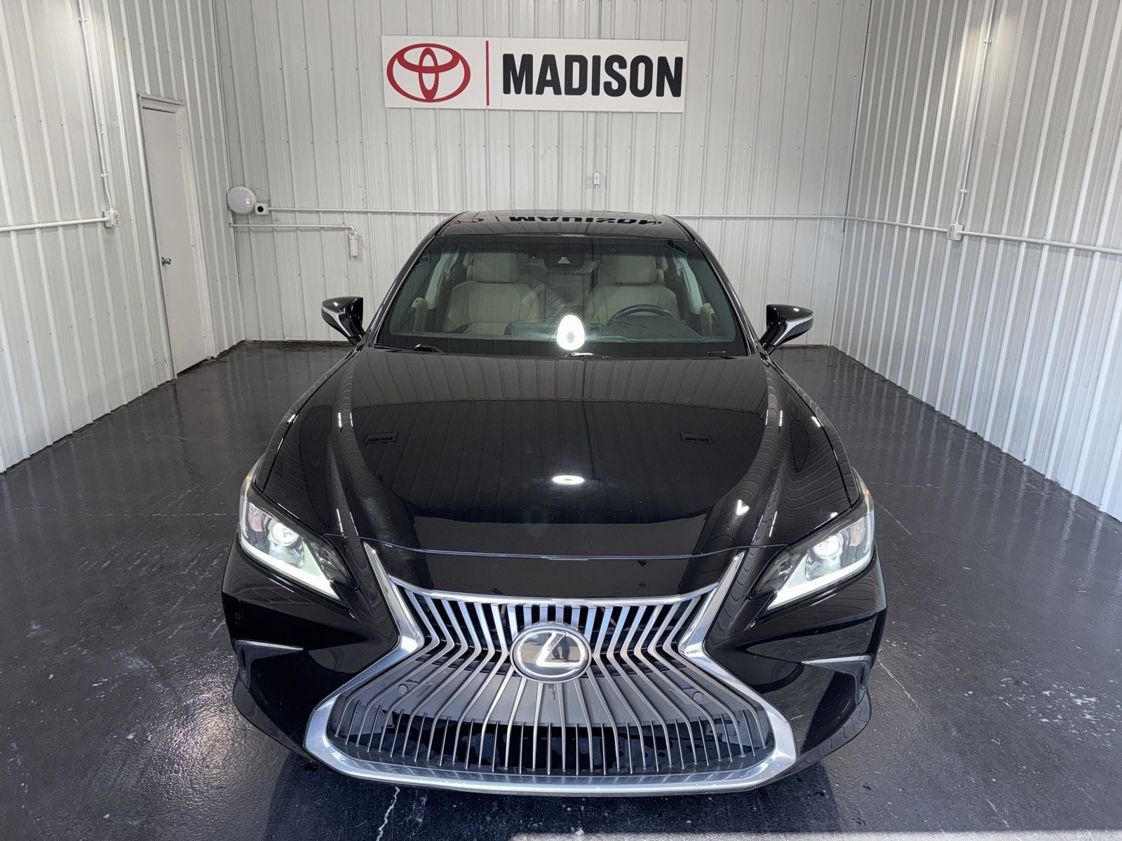2019 Lexus ES 350