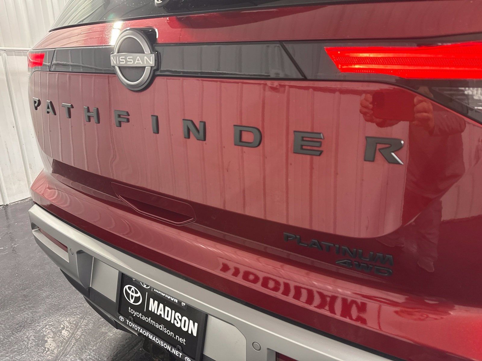 2024 Nissan Pathfinder Platinum