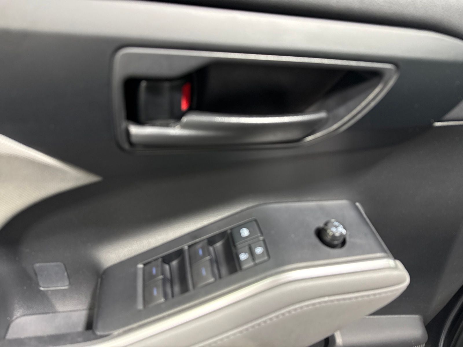 2020 Toyota Highlander L