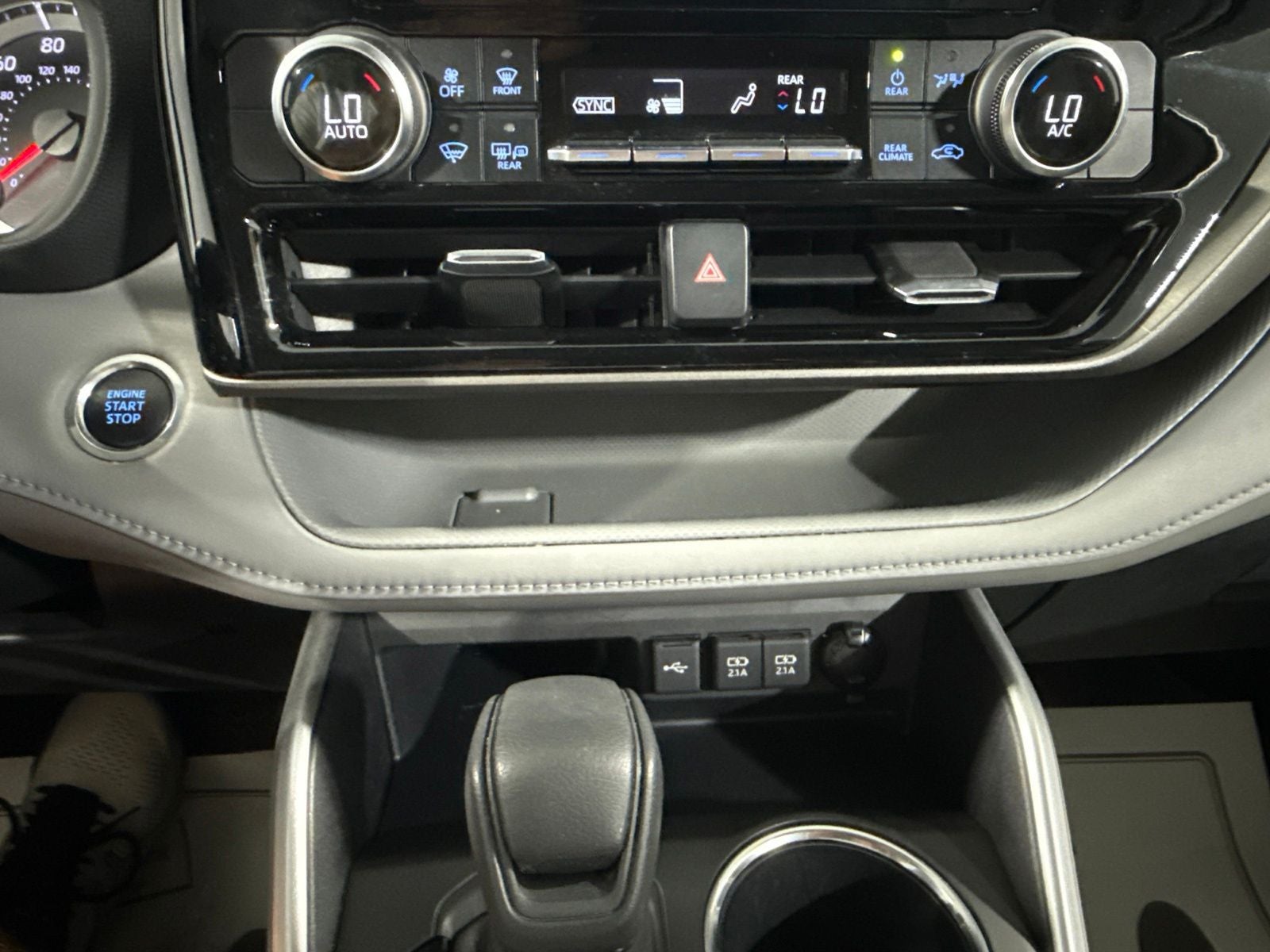 2020 Toyota Highlander L