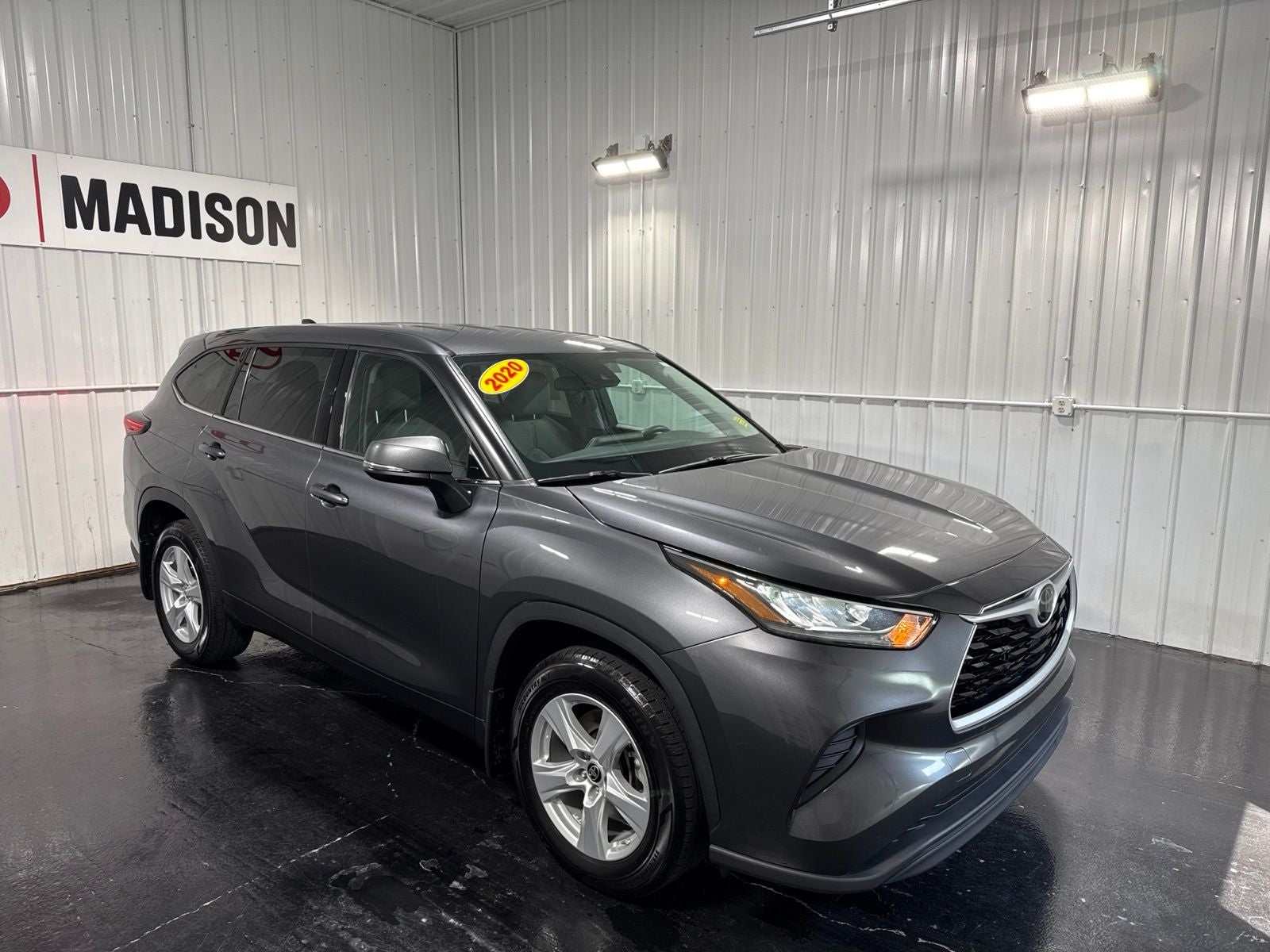 2020 Toyota Highlander L
