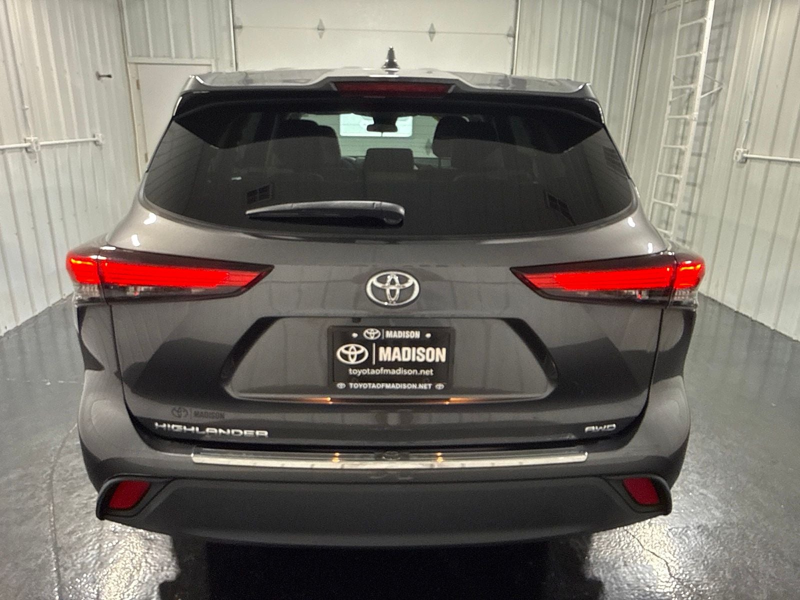 2020 Toyota Highlander L