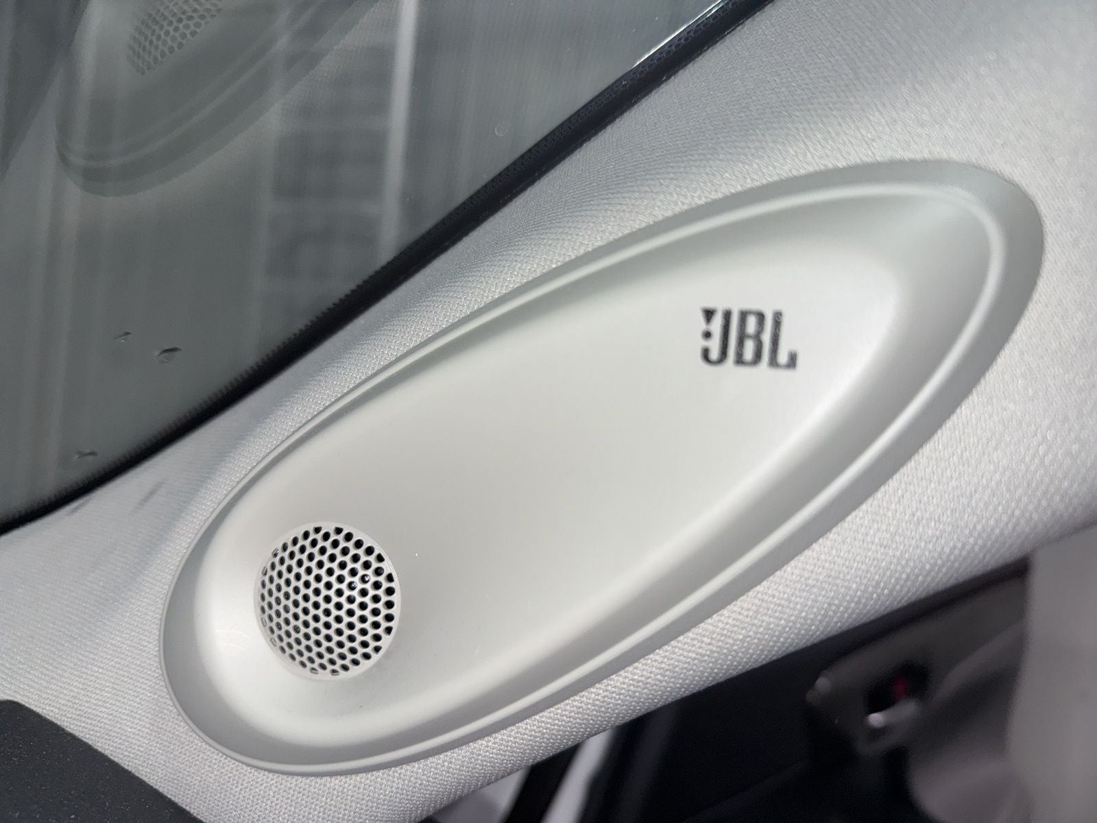 2023 Toyota Highlander Hybrid Platinum