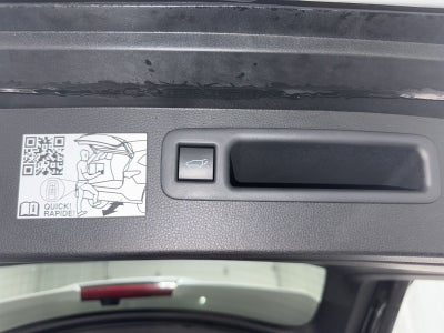 2023 Toyota Highlander Hybrid Platinum