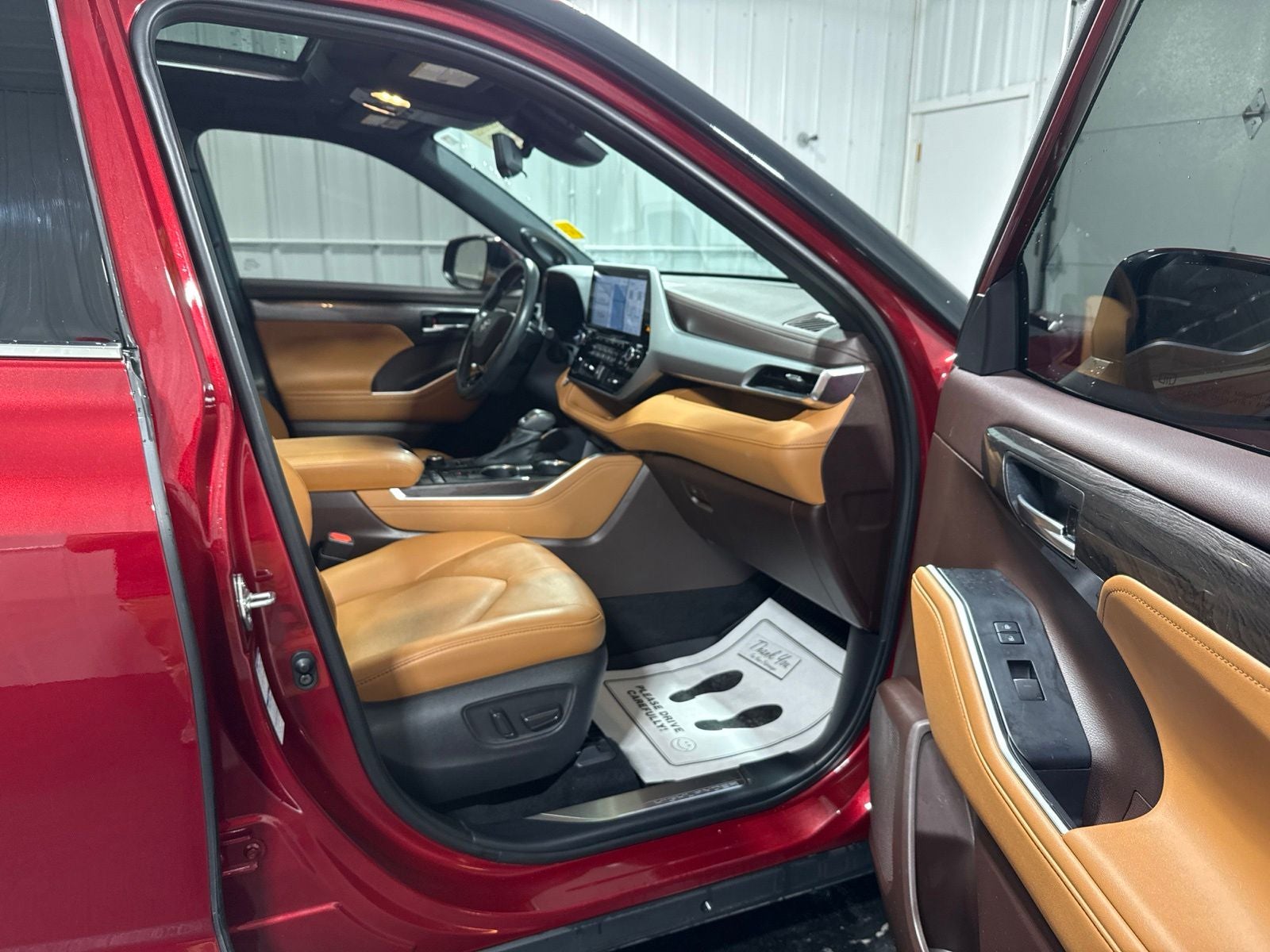 2021 Toyota Highlander Platinum