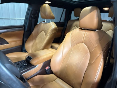 2021 Toyota Highlander Platinum