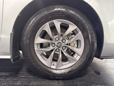 2021 Toyota Sienna XLE 7 Passenger