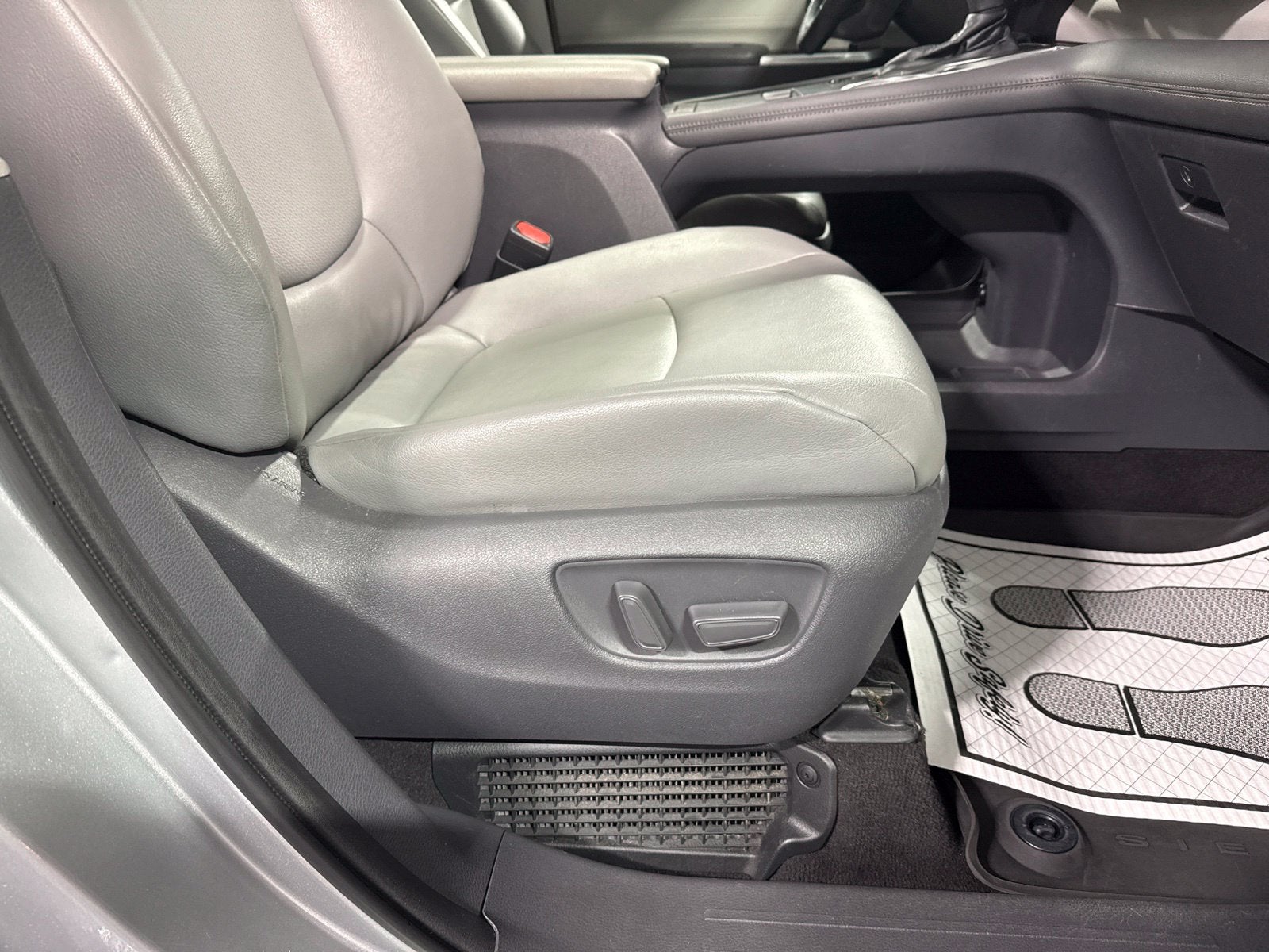 2021 Toyota Sienna XLE 7 Passenger