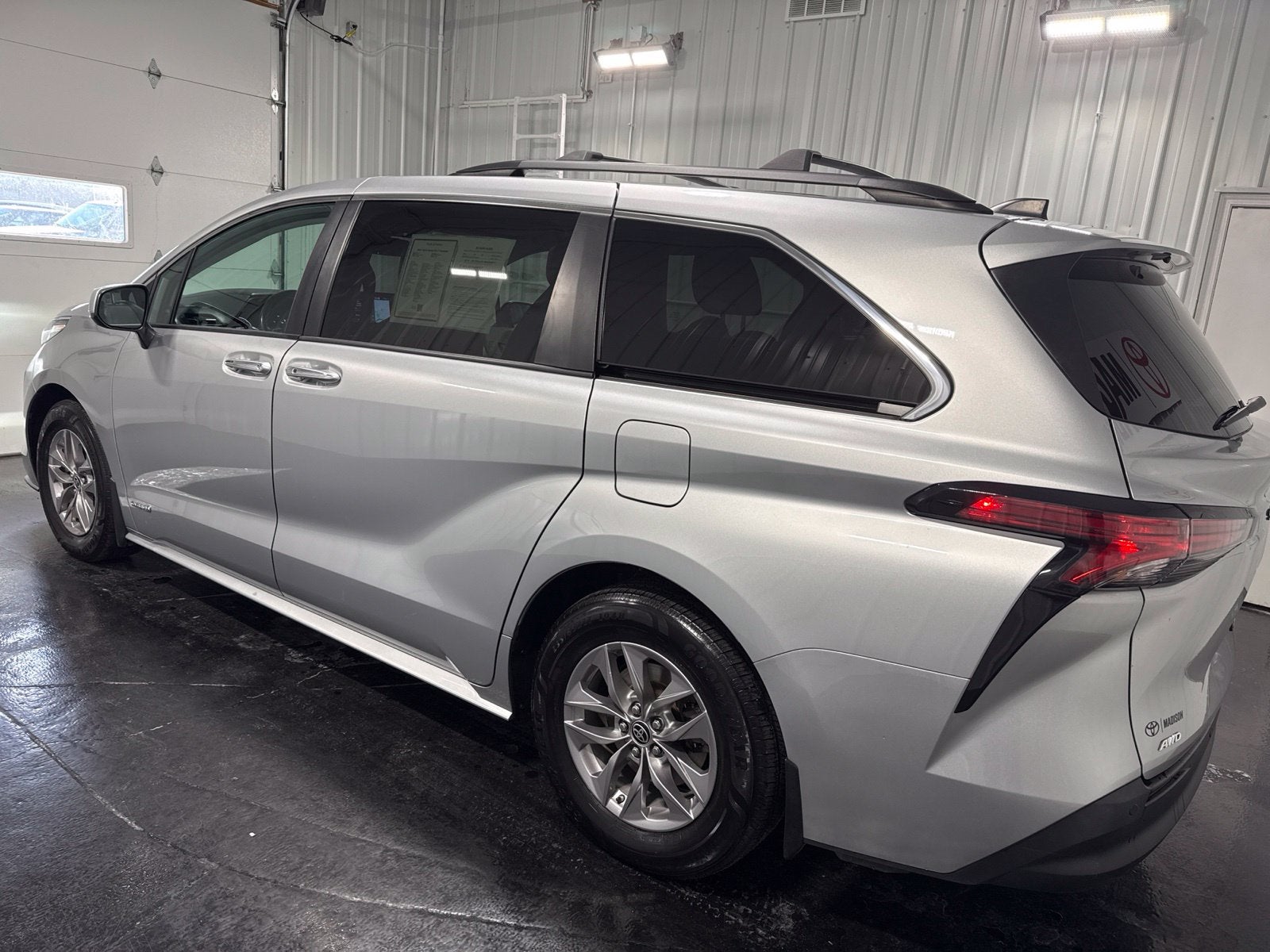 2021 Toyota Sienna XLE 7 Passenger